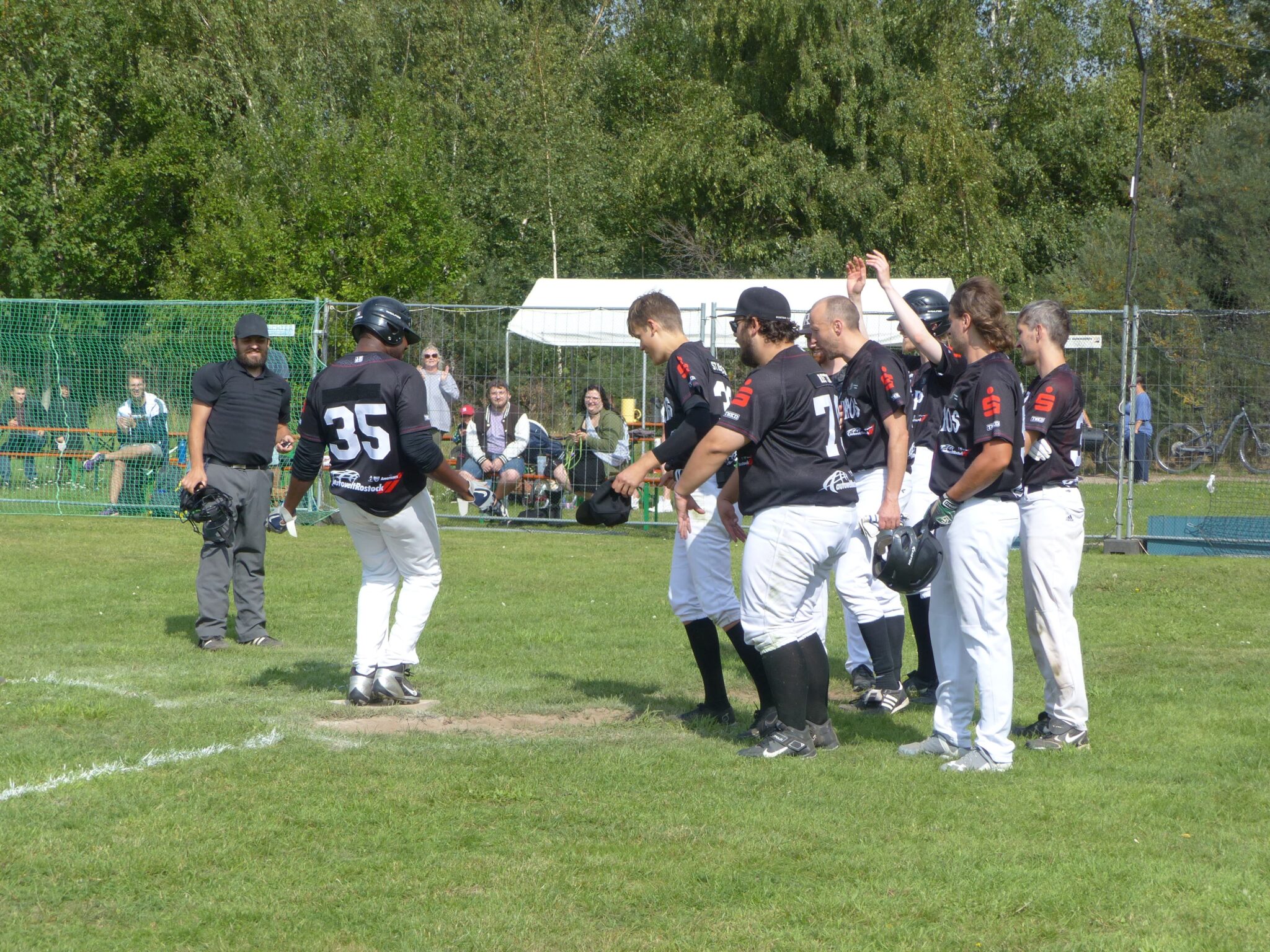 Ein Home Run - der spektakulärste Moment im Baseball | Baseball Wiki ...