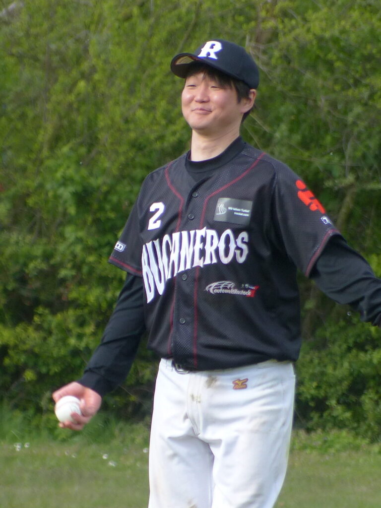 Tatsuya shono an der ersten base